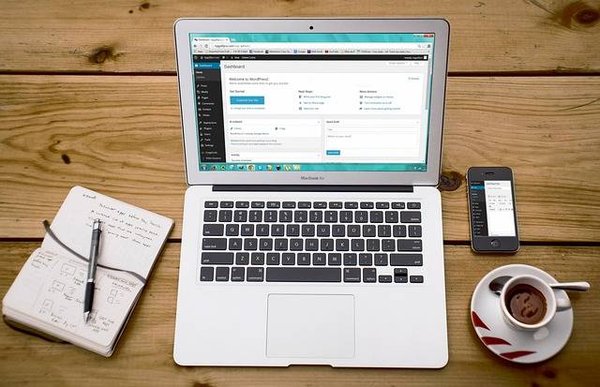 Les astuces pour améliorer la productivité de votre équipe grâce à des outils informatiques